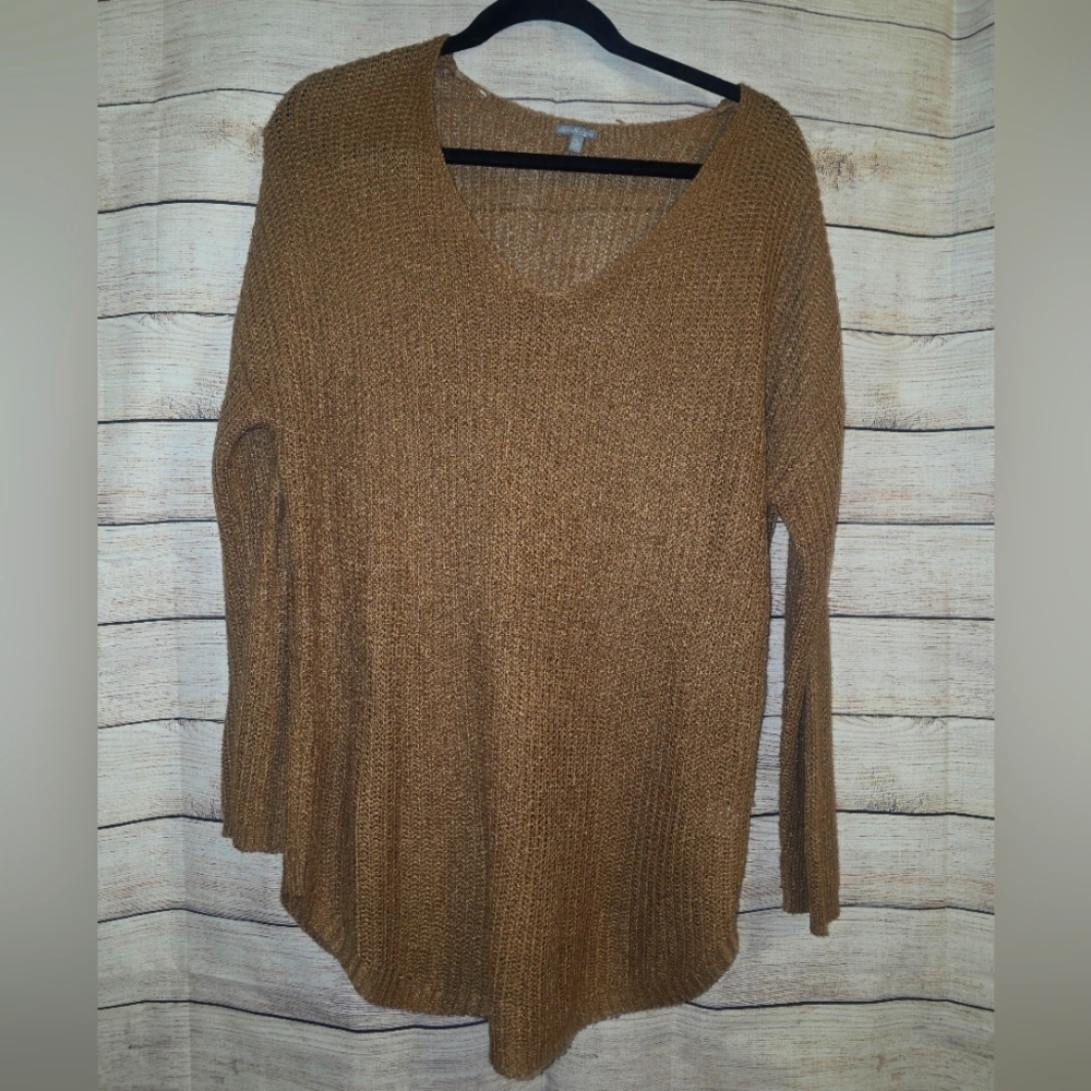 Charlotte Russe Brown V-Neck Sweater with Asymmetrical Hem